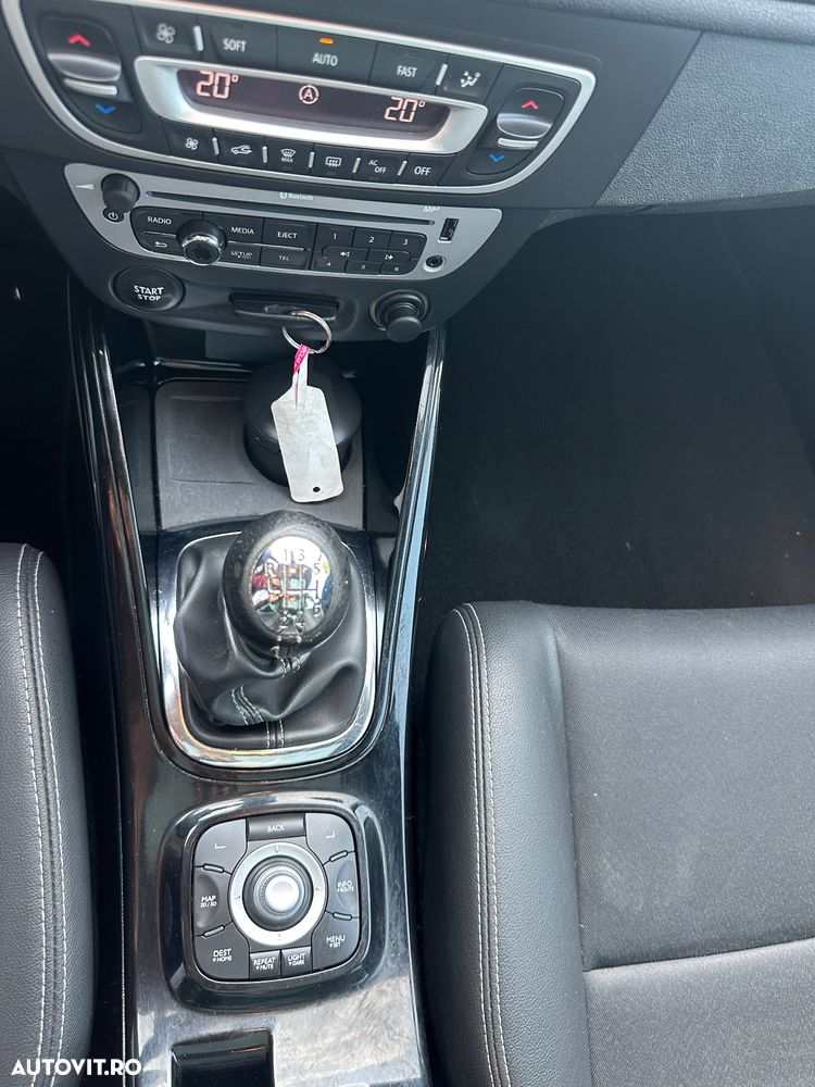Renault Megane ENERGY dCi 110 Start & Stop Bose Edition - 13