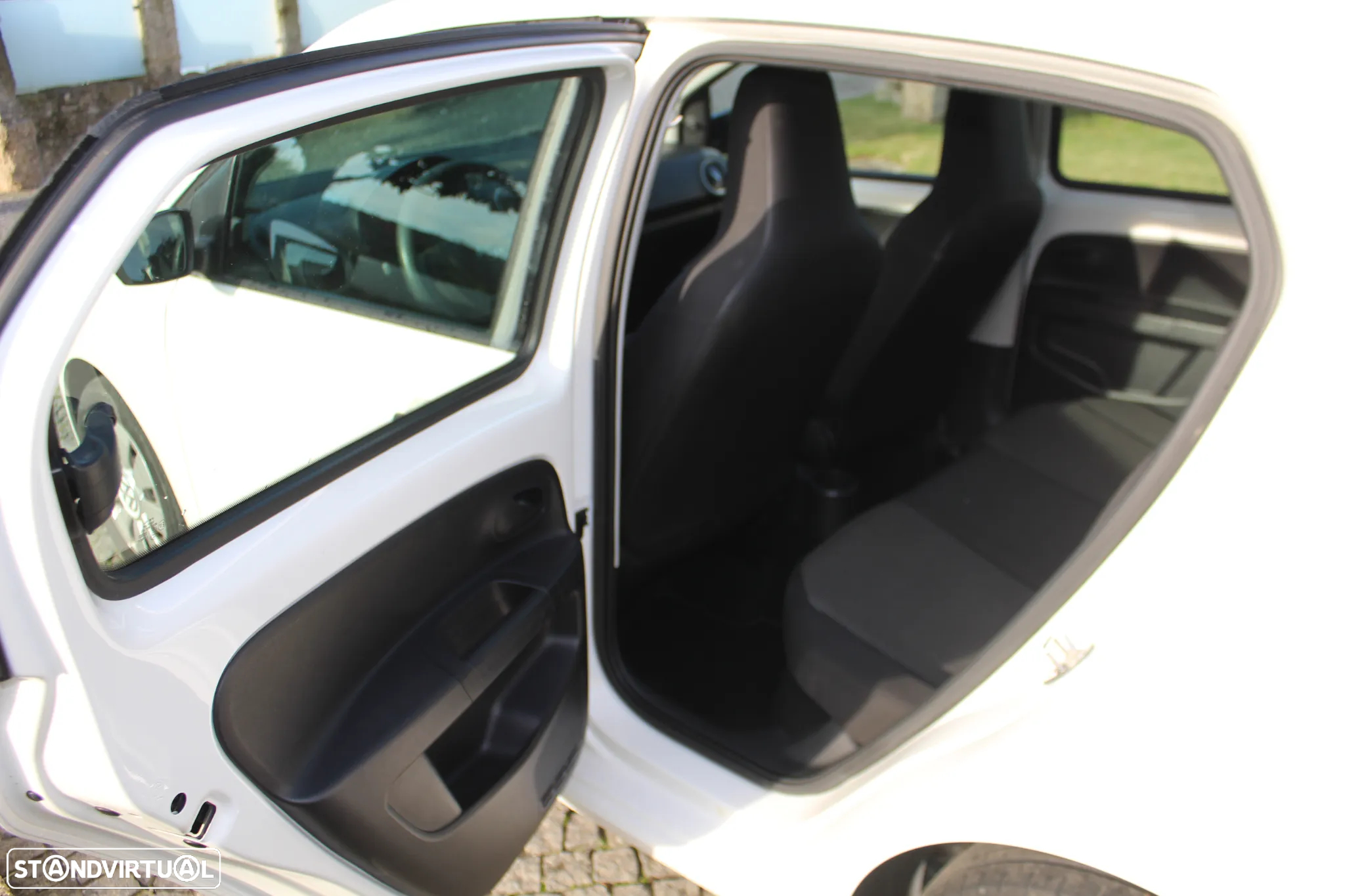 VW Up! 1.0 BMT Move - 18