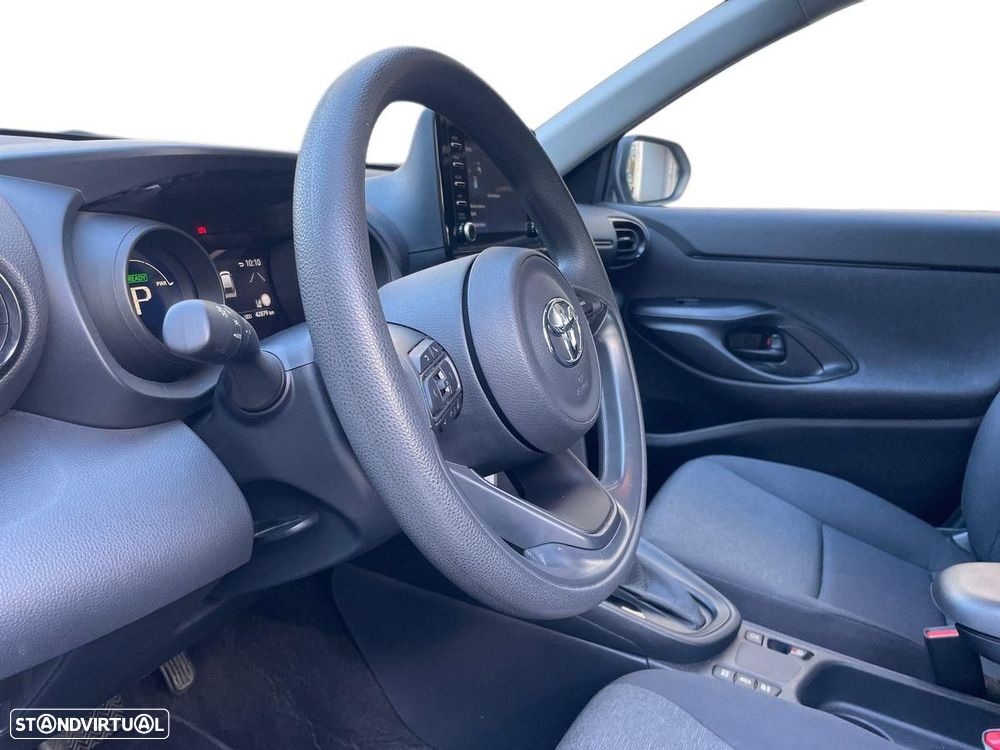Toyota Yaris Cross - 12
