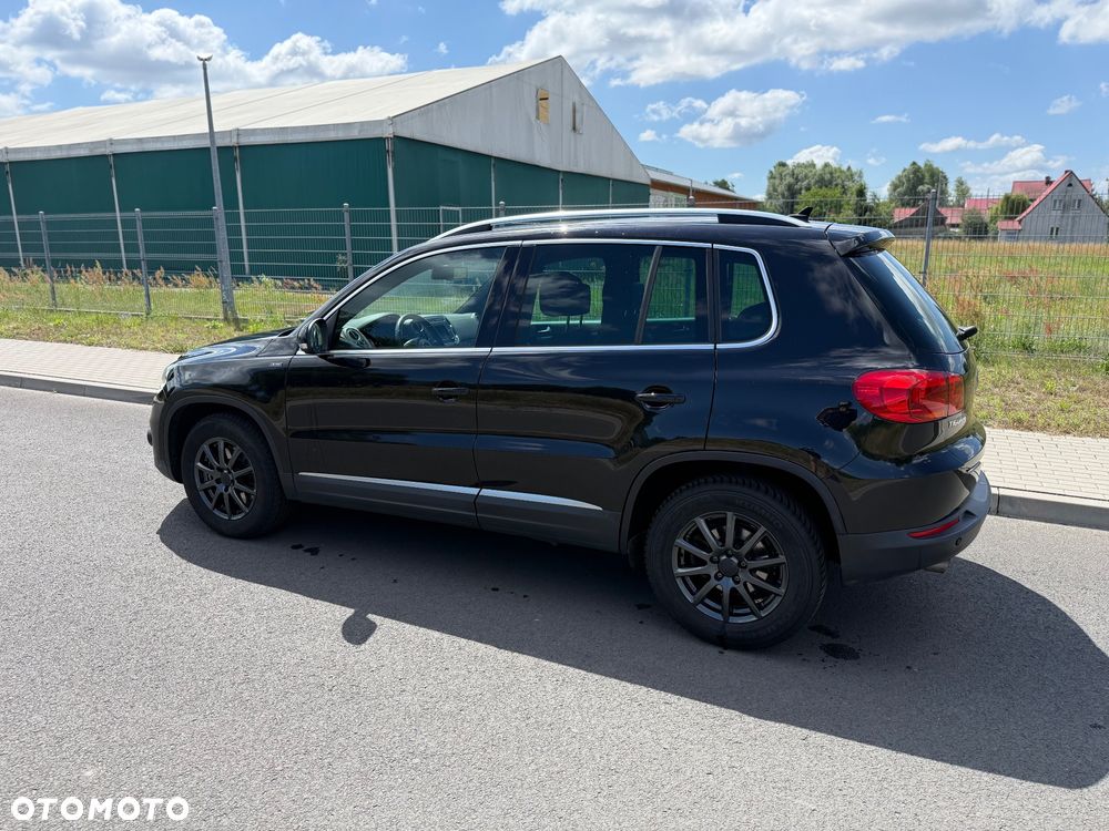 Volkswagen Tiguan 1.4 TSI BlueMotion Technology Lounge Sport & Style - 4