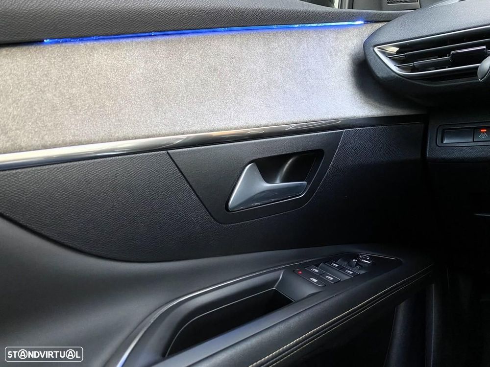 Peugeot 3008 1.5 BlueHDi GT - 26