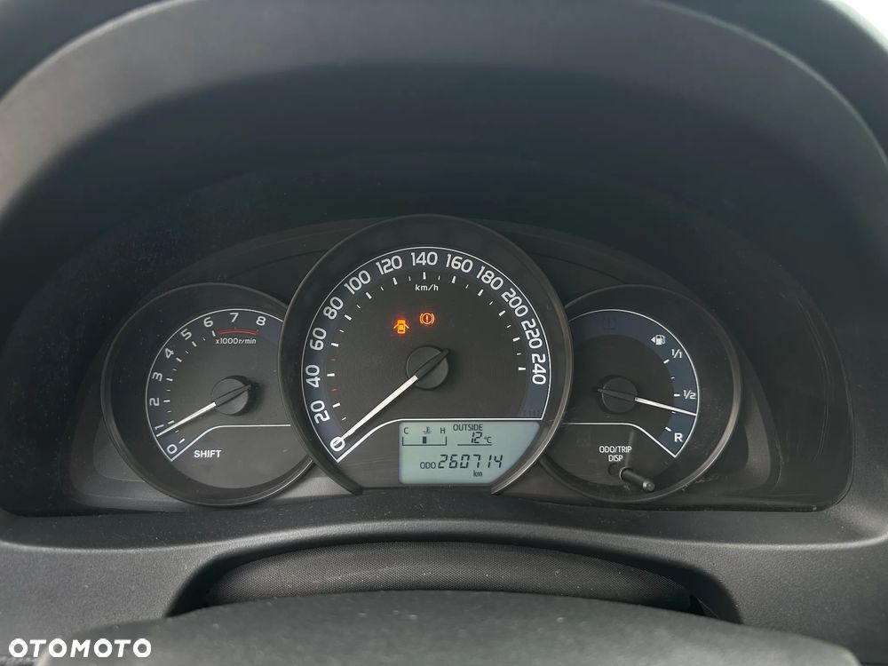 Toyota Auris - 25