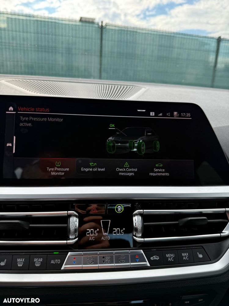 BMW 3 Series 2019 — imagine 6