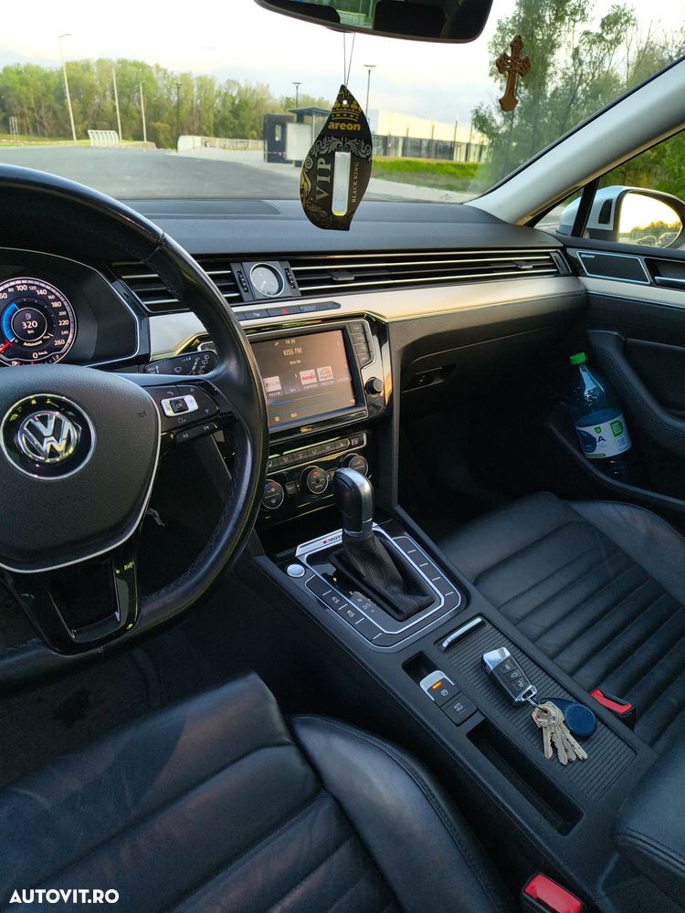 Volkswagen Passat 2.0 TDI SCR (BlueMotion Tech) 4Mot DSG Highline - 20