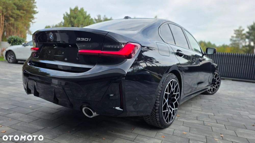 BMW Seria 3 330i xDrive M Sport sport - 10