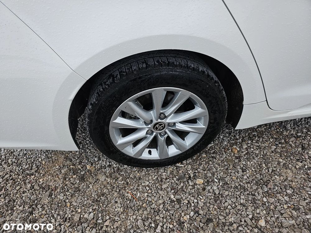 Toyota Corolla 1.8 Hybrid Comfort - 24
