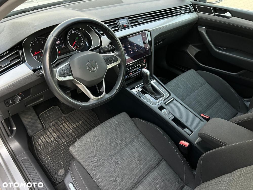Volkswagen Passat 2.0 TSI Business DSG - 7