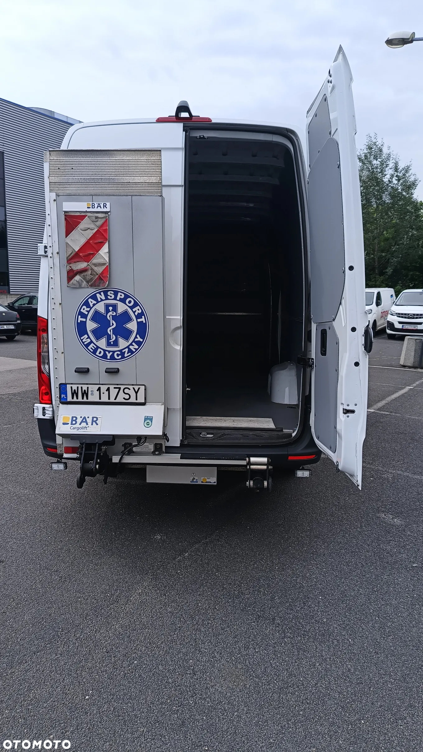 Mercedes-Benz Sprinter 317 - 18