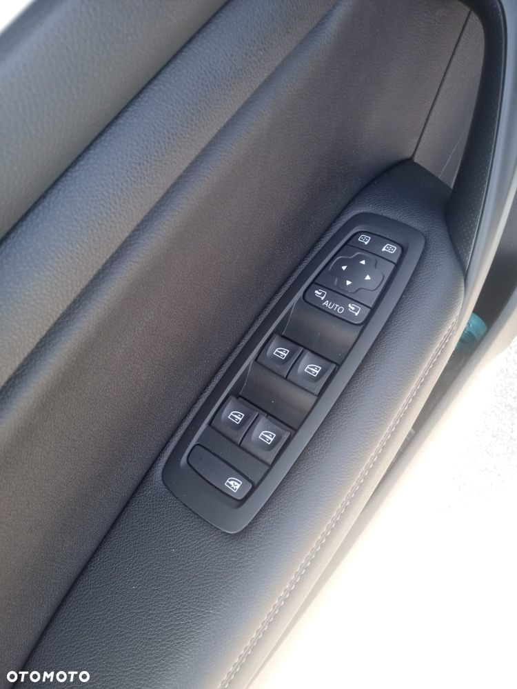 Renault Megane E-TECH 160 INTENS - 18