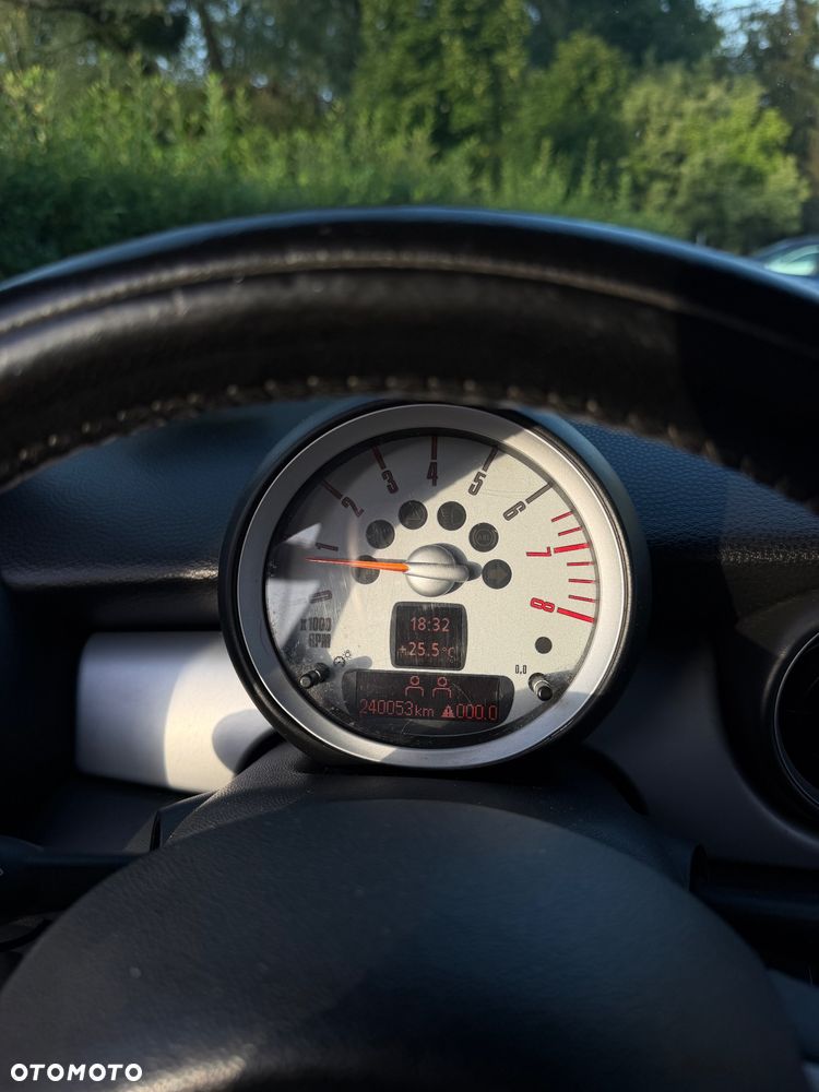 MINI Cooper Standard - 20