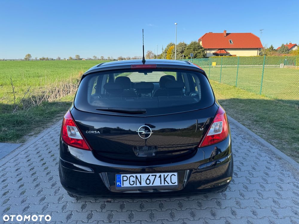 Opel Corsa 1.2 16V Cosmo - 5