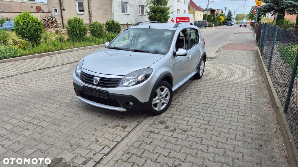 Dacia Sandero Stepway 1.6 - 3