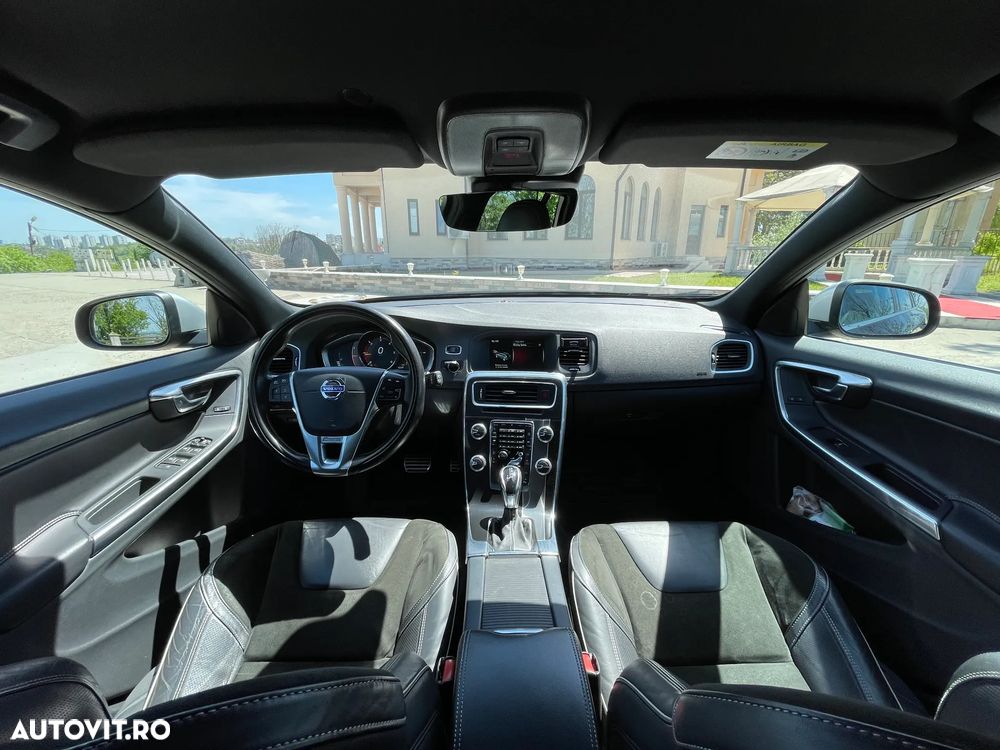 Volvo V60 D3 Geartronic RDesign - 10