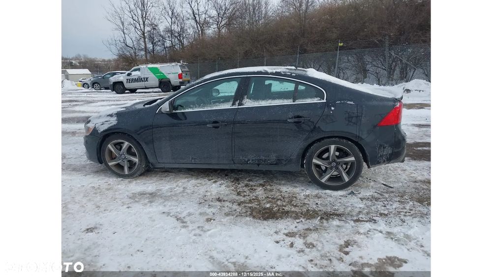 Volvo S60 - 5