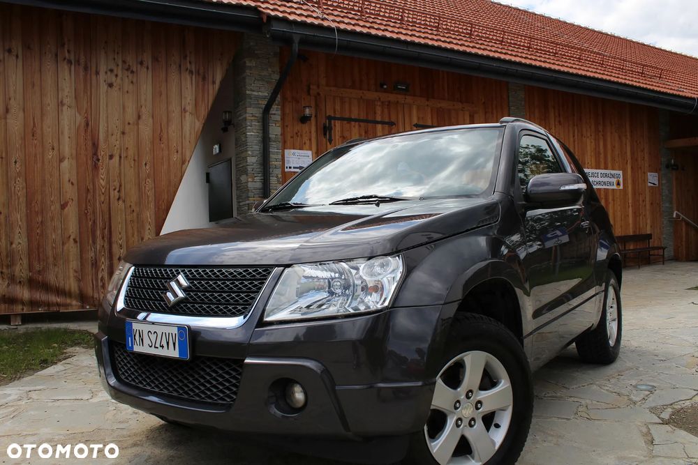 Suzuki Grand Vitara 1.6 De luxe - 1