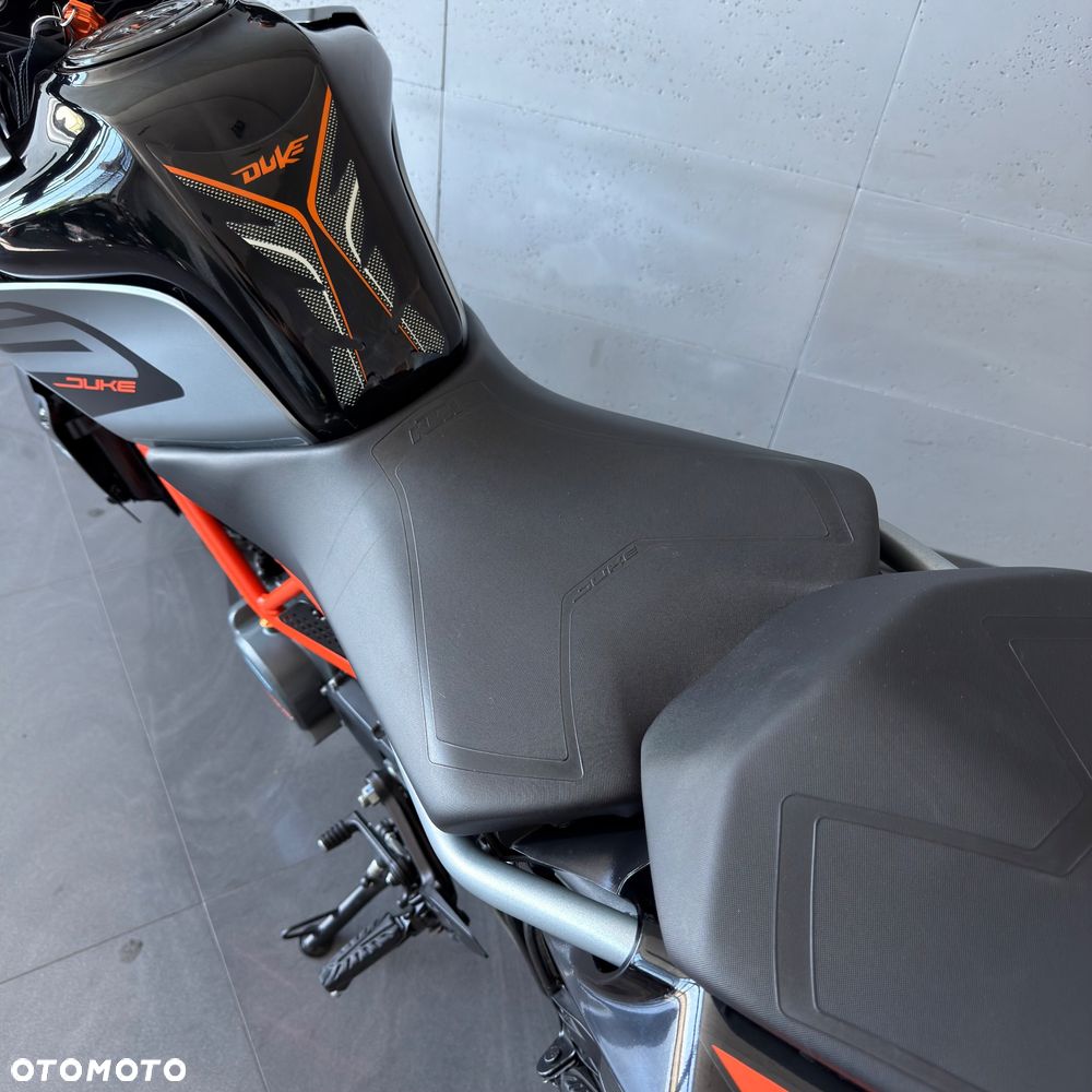 KTM Duke 125 - 13
