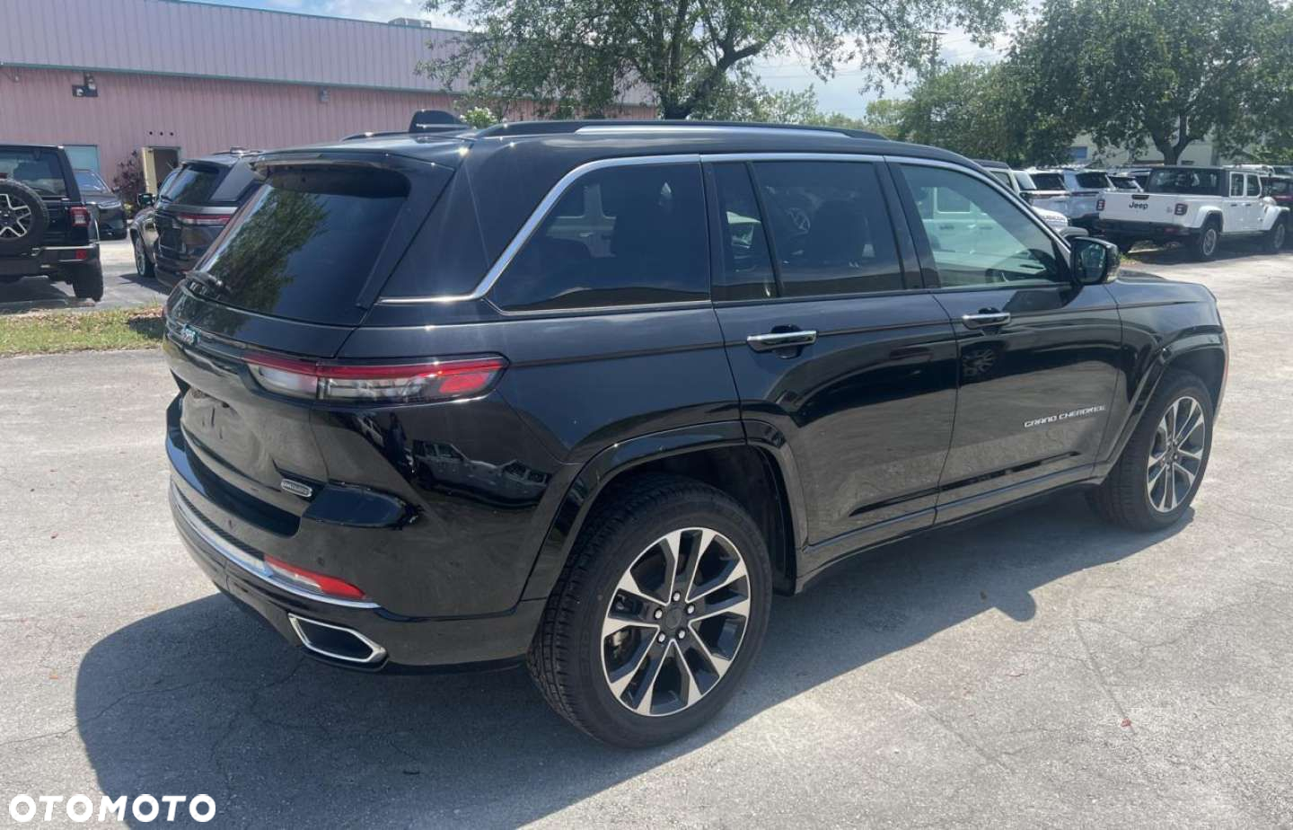 Jeep Grand Cherokee - 4