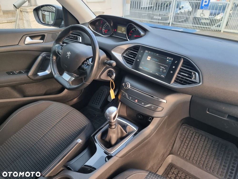 Peugeot 308 - 18
