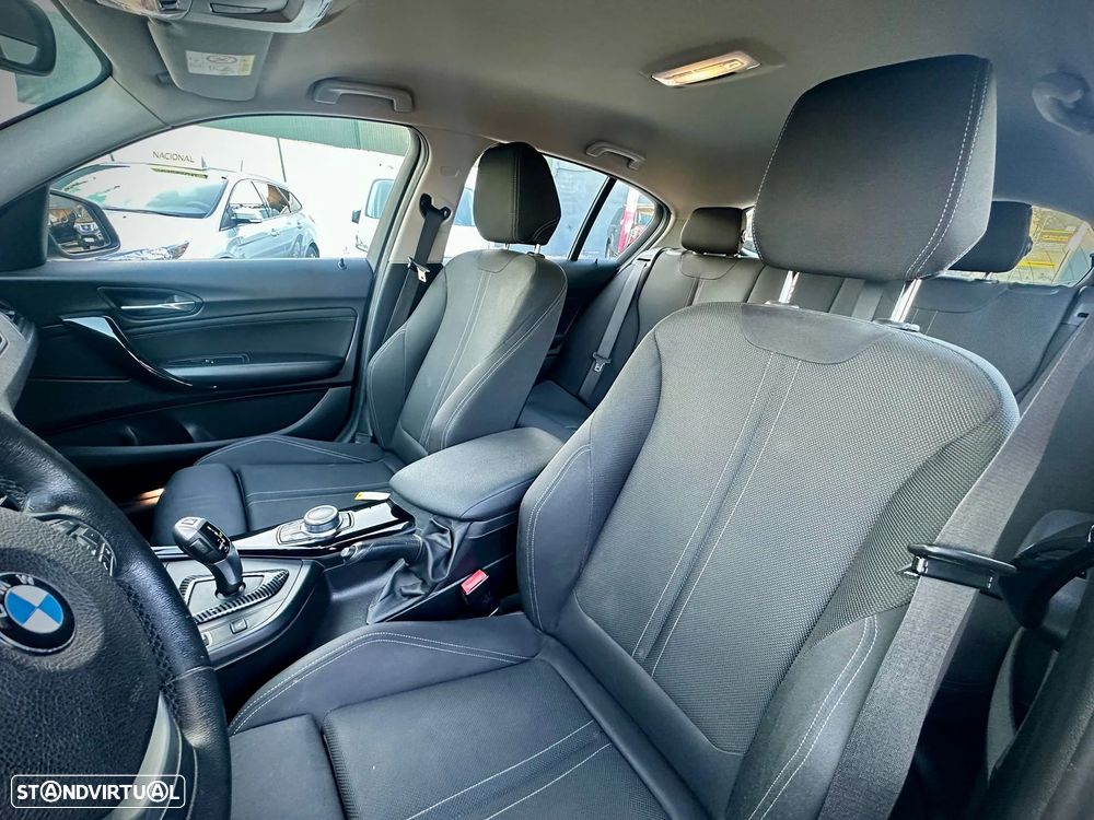 BMW 116 d Aut. Sport Line - 11