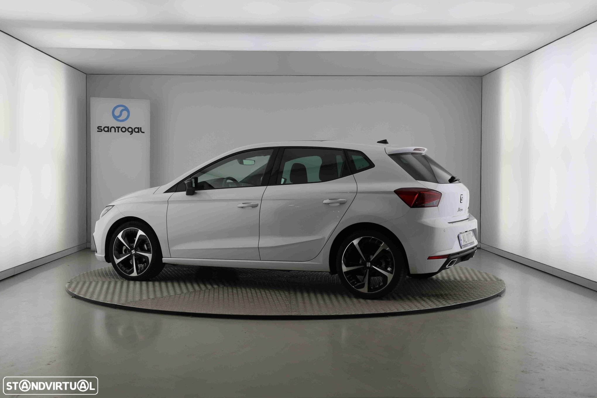 SEAT Ibiza 1.0 TSI FR - 4