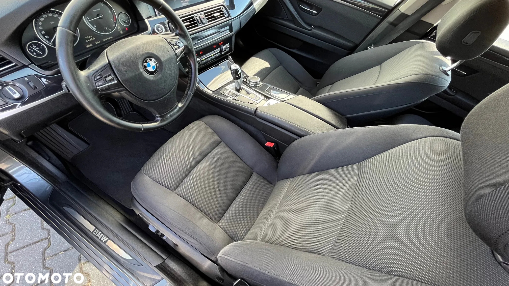 BMW Seria 5 520d - 20