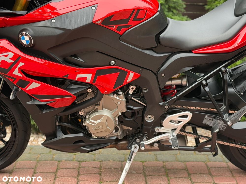 BMW XR - 16