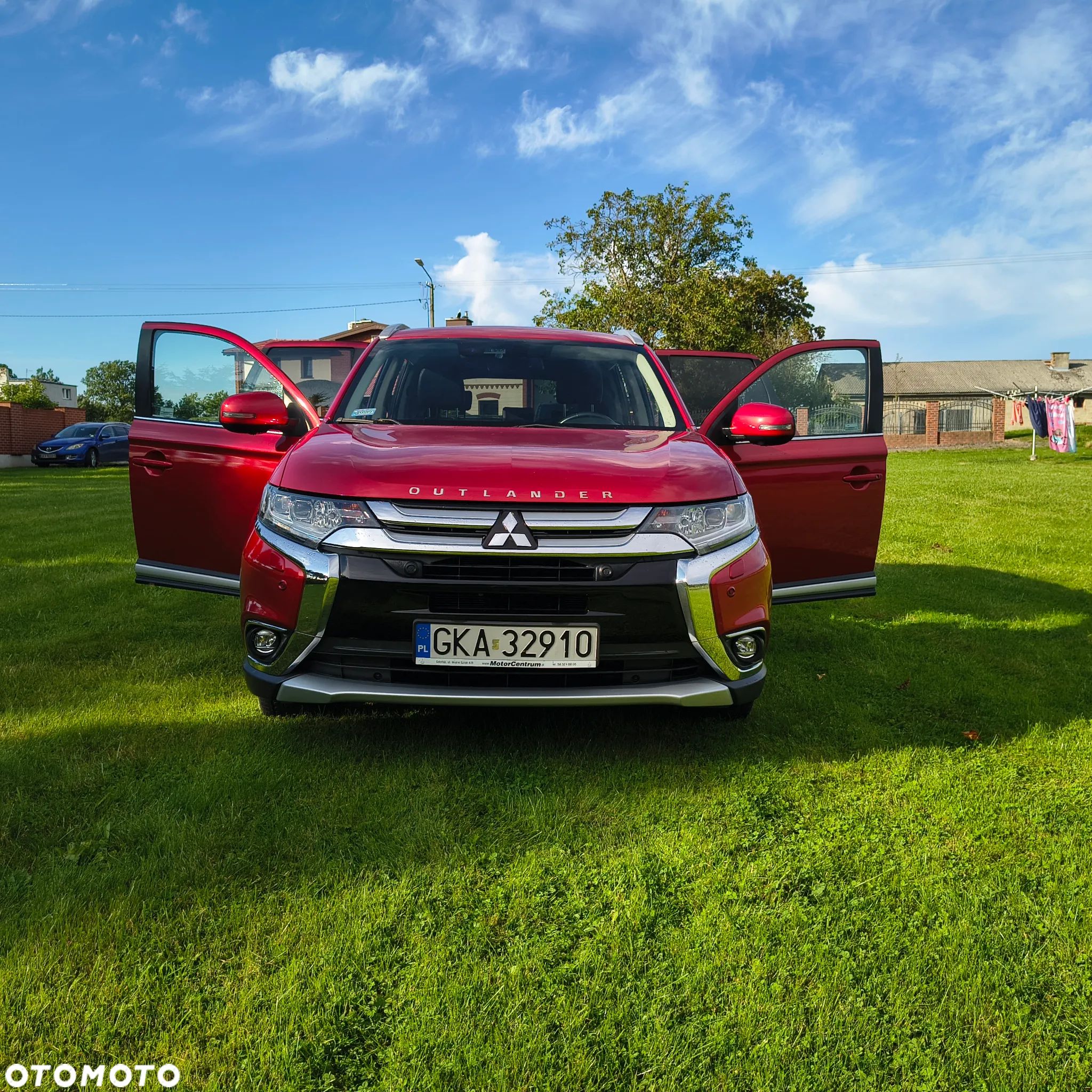 Mitsubishi Outlander 2.0 Intense + Navi 4WD CVT - 1