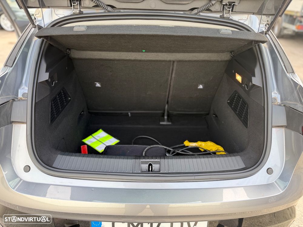 Renault Mégane E-Tech - 10