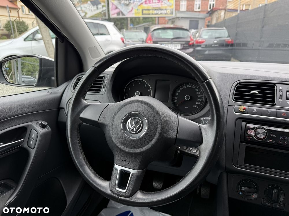 Volkswagen Polo 1.2 Trendline - 24