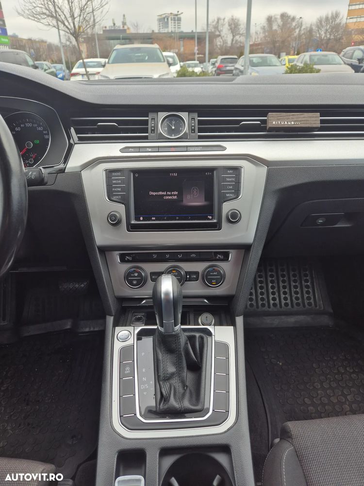 Volkswagen Passat 1.6 TDI (BlueMotion Technology) DSG Comfortline - 22