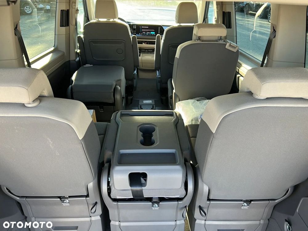 Volkswagen multivan Family L1 2,0 l TDI 150 KM DSG - 23