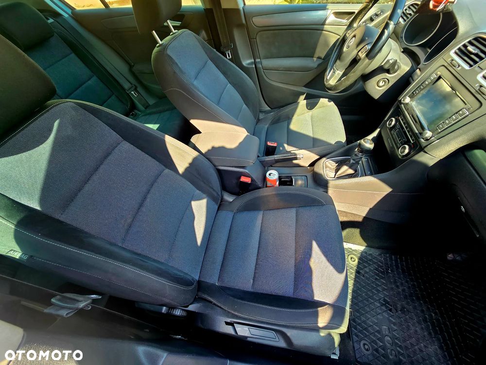 Volkswagen Golf 1.6 TDI Highline - 7