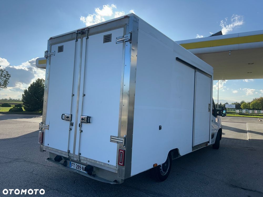 Renault Master - 10