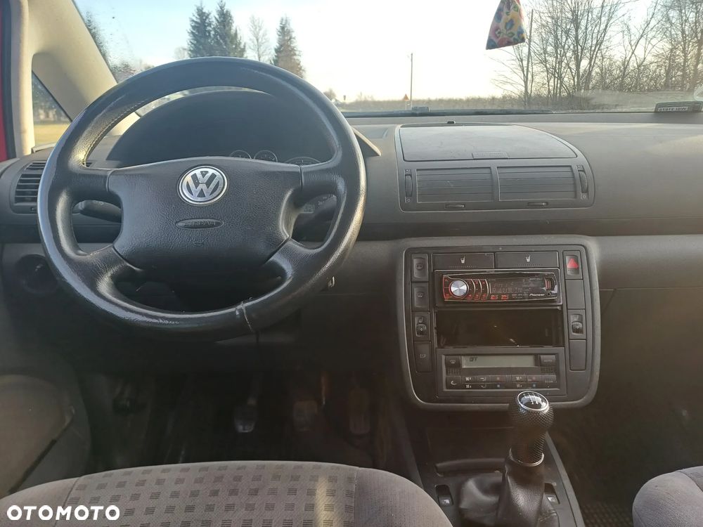 Volkswagen Sharan - 9