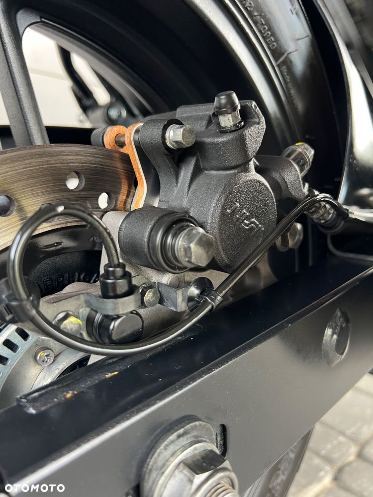Honda CBF - 32