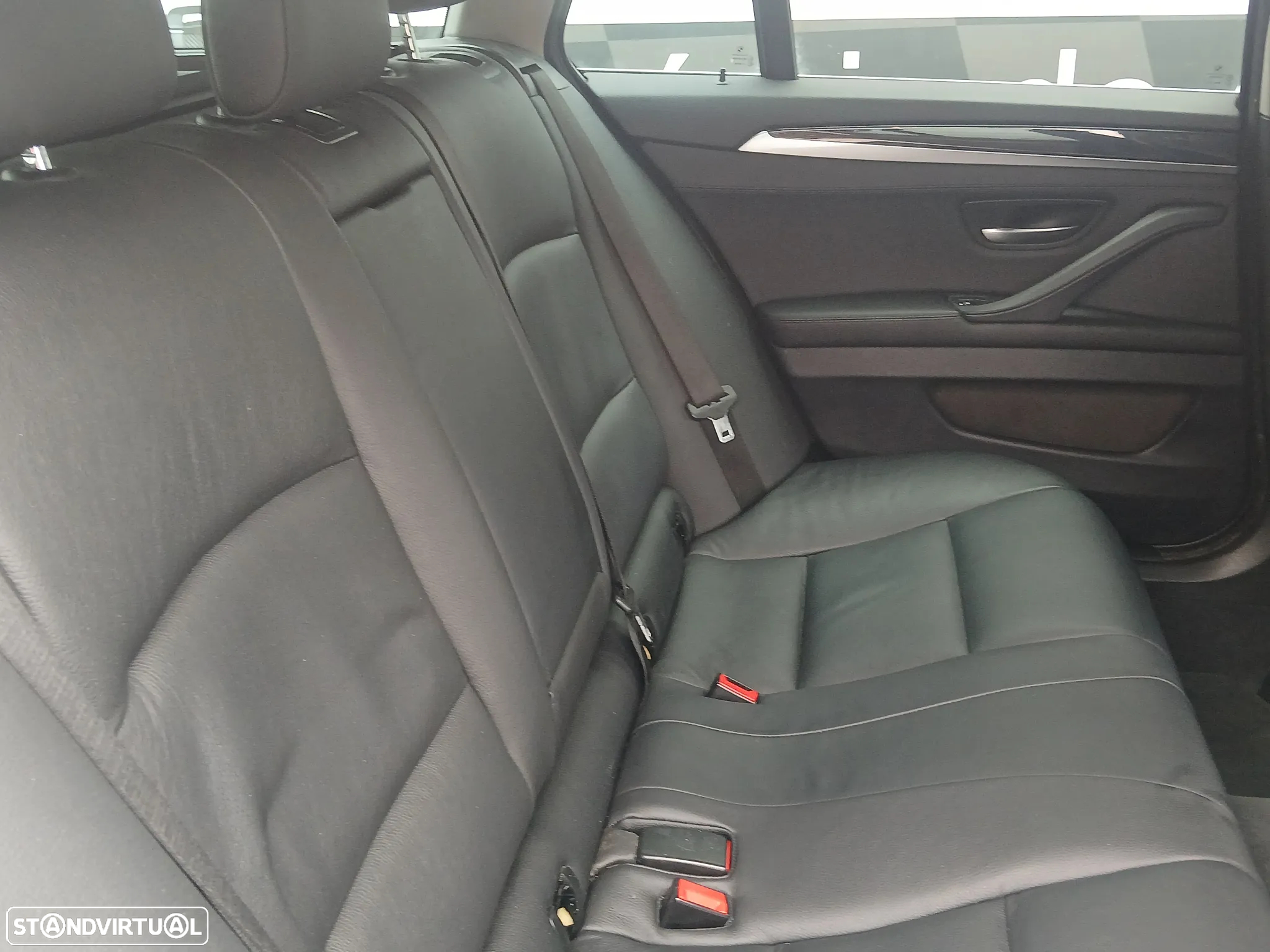 BMW 520 d Auto - 25