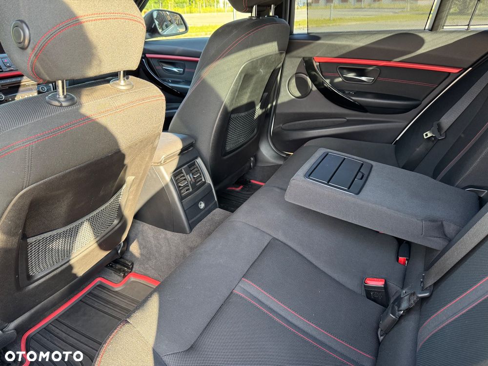 BMW Seria 3 320i Sport Line - 21