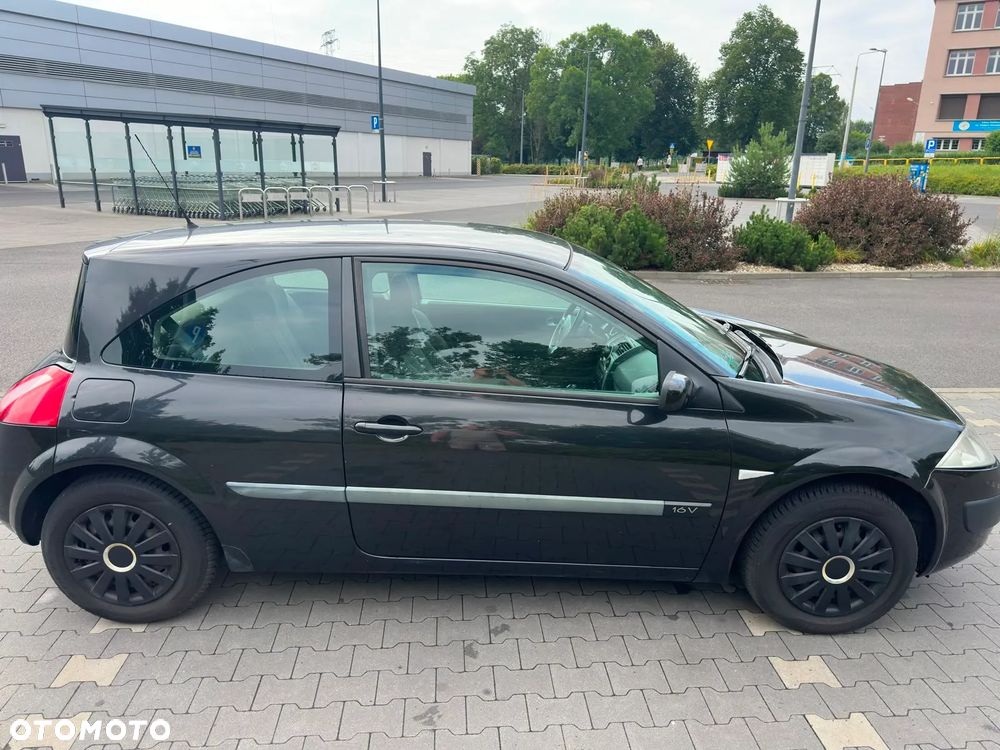 Renault Megane 1.4 Authentique - 4