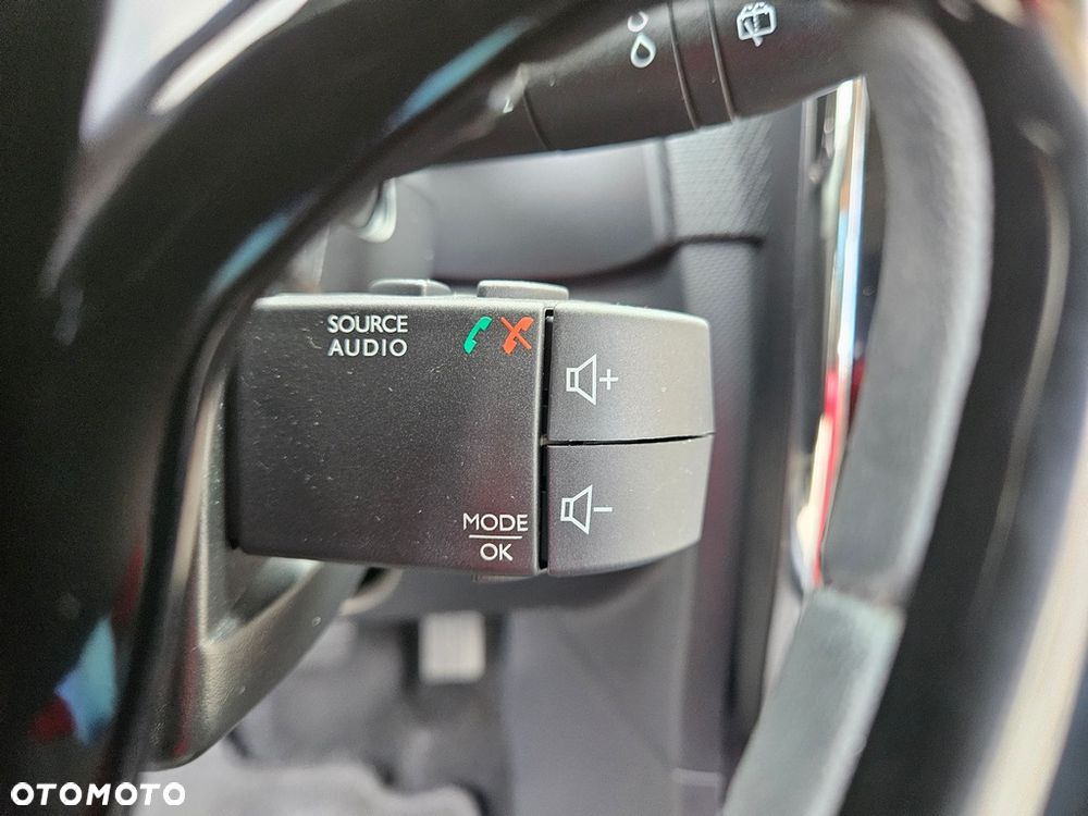 Renault Clio - 30