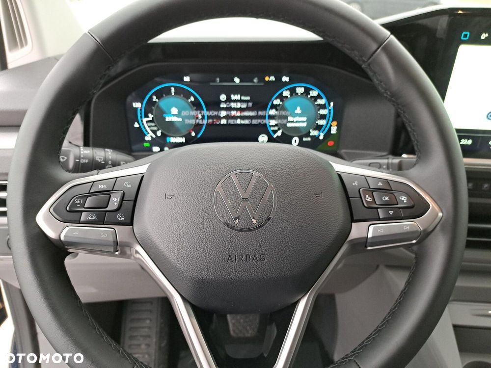 Volkswagen Nowa Caravelle Life silnik: 2,0 l TDI 150 KM / skrzynia biegów: 8-biegowa automatyczna rozstaw osi: 3500 mm   Rozsz. - 20