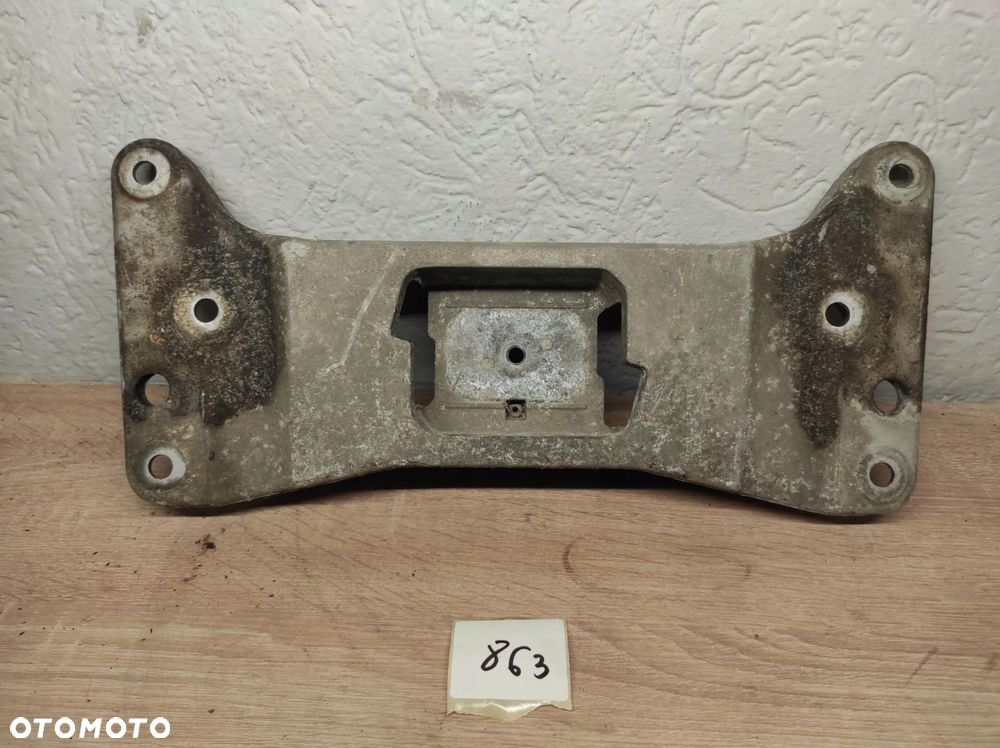 ŁAPA WSPORNIK SILNIKA BMW 5 E60 E61 2.0D 6777056 - 8