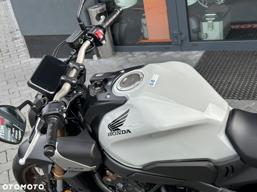 Honda CB - 33
