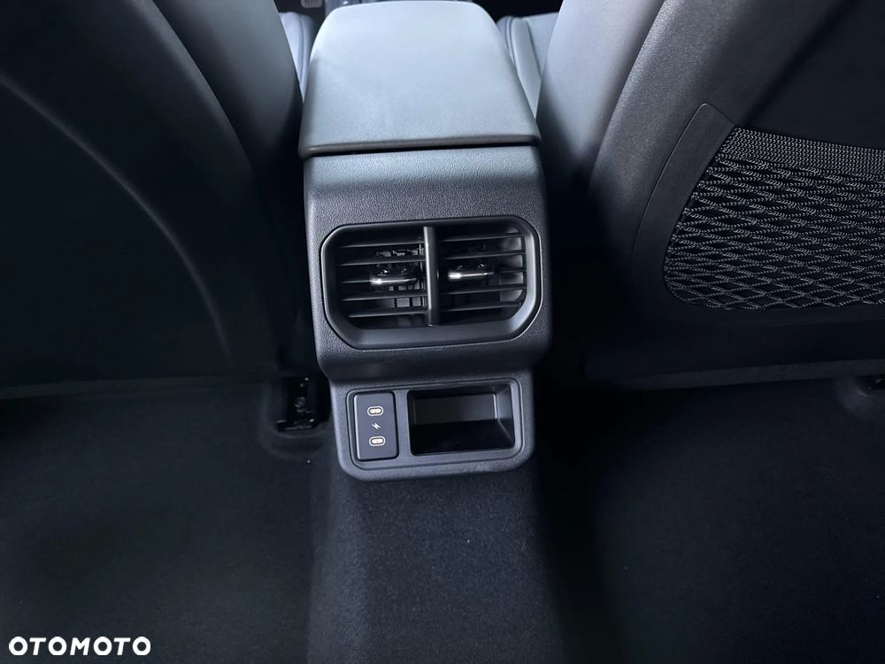 Kia K4 1.6 T-GDI L - 21