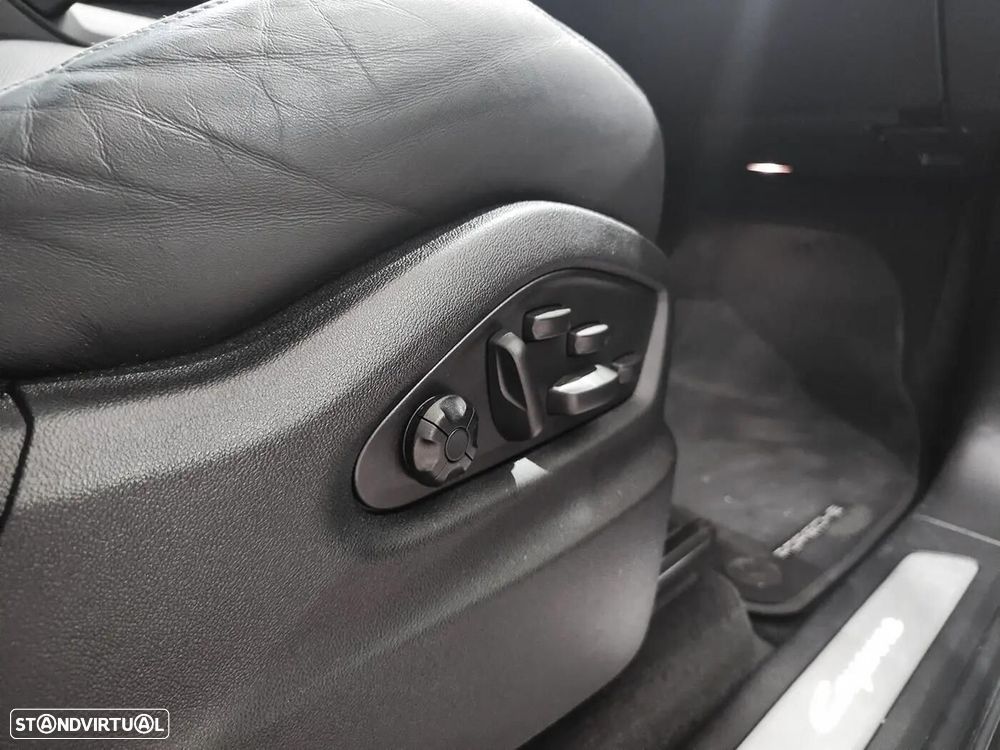 Porsche Cayenne Coupé E-Hybrid - 39