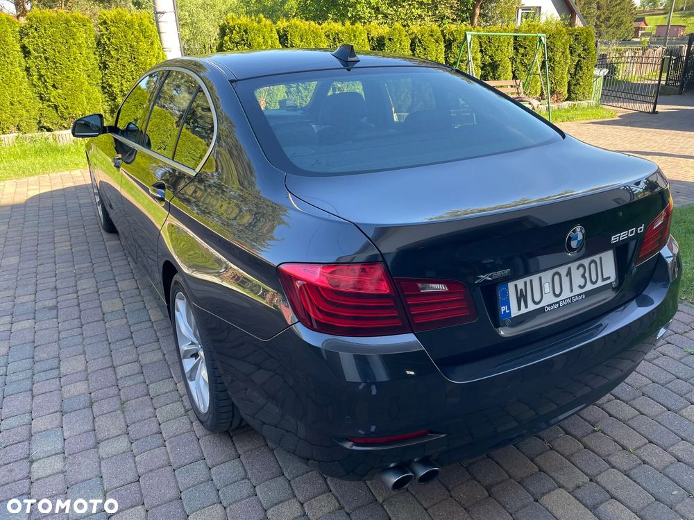 BMW Seria 5 520d xDrive - 5