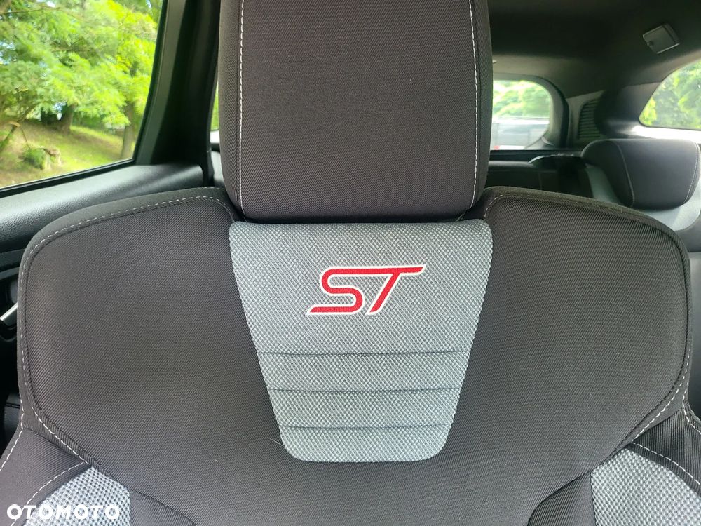 Ford Focus 2.0 TDCi ST-2 - 23