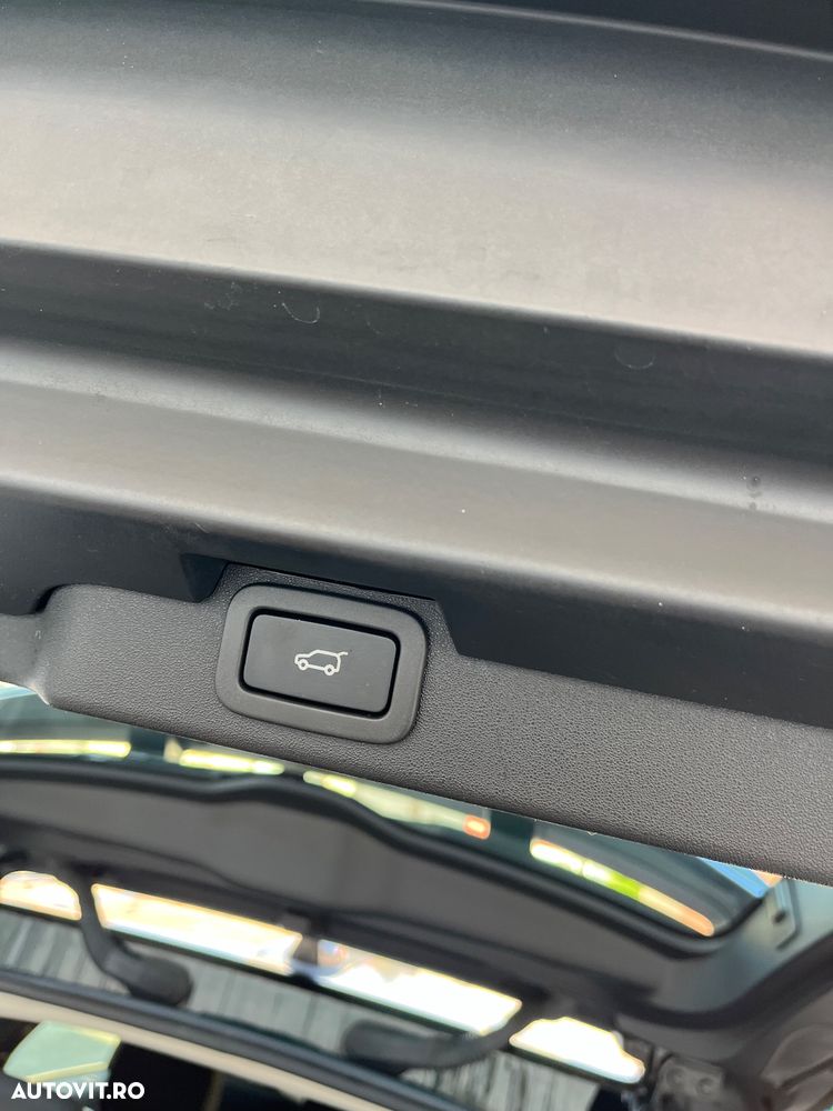 Land Rover Discovery 2.0 L TD4 HSE - 16