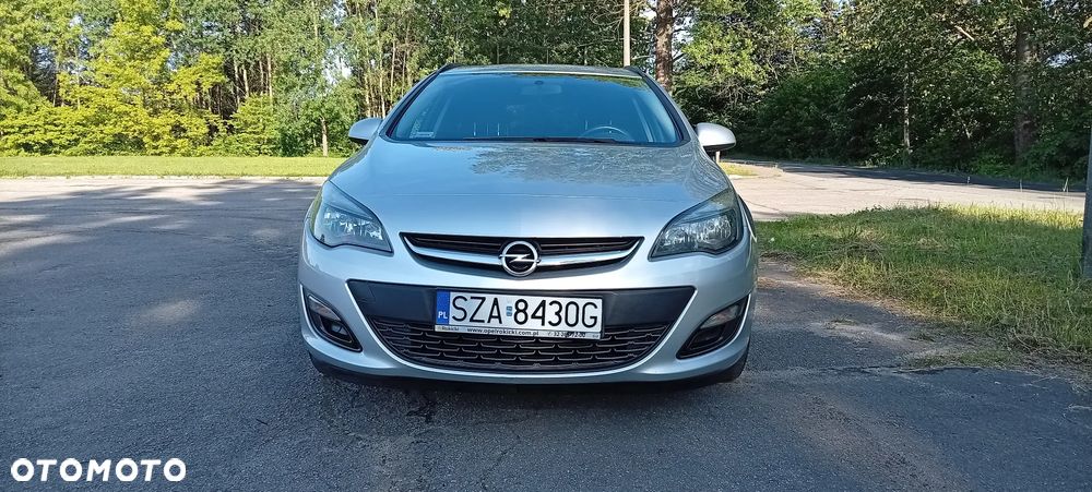 Opel Astra 1.4 T Enjoy - 11