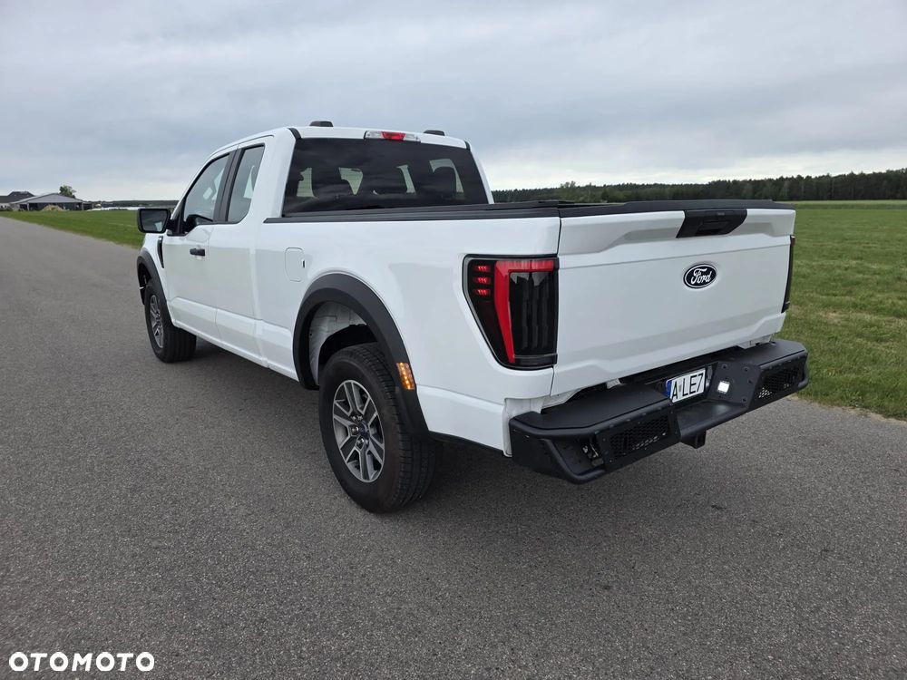Ford F150 - 6