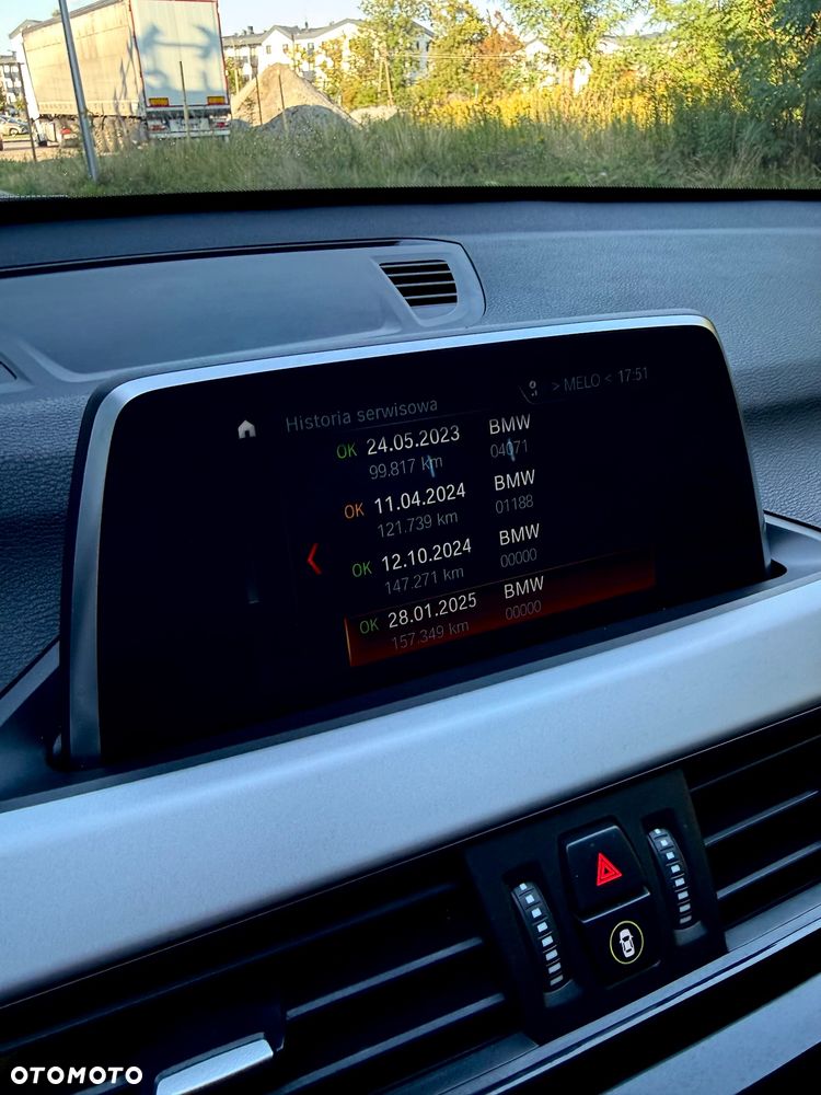 BMW X1 sDrive18d - 11